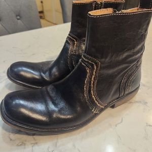 Bed Stu Revolution Boots - Size 10.5